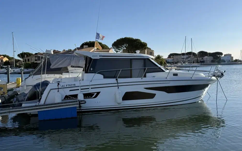 slider 3 Jeanneau Merry Fisher