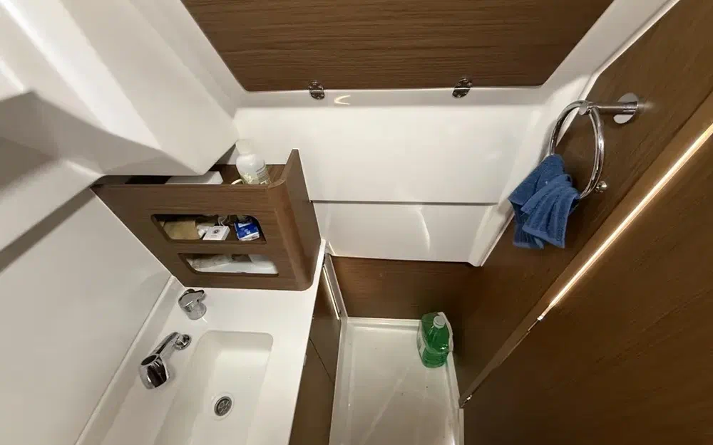 slider 20 Beneteau Antares 9 OB