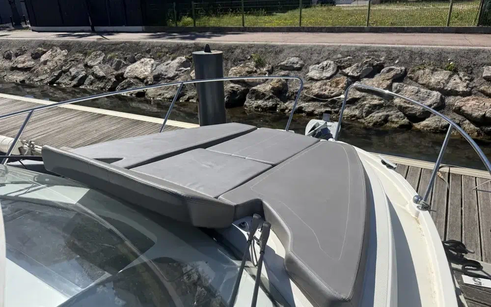 slider 3 Beneteau Antares 9 OB