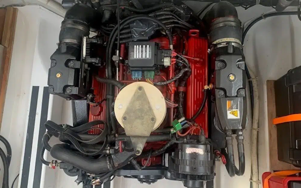 slider 12 Beneteau Ombrine 800