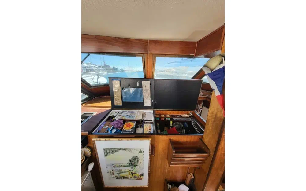 slider 21 Hatteras 46 Convertible