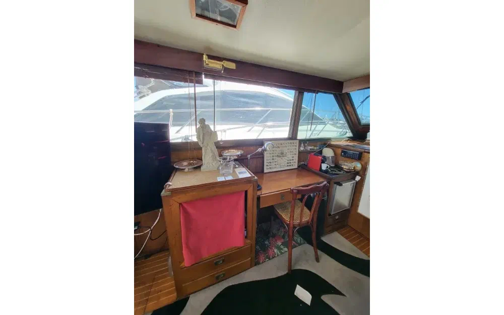 slider 22 Hatteras 46 Convertible
