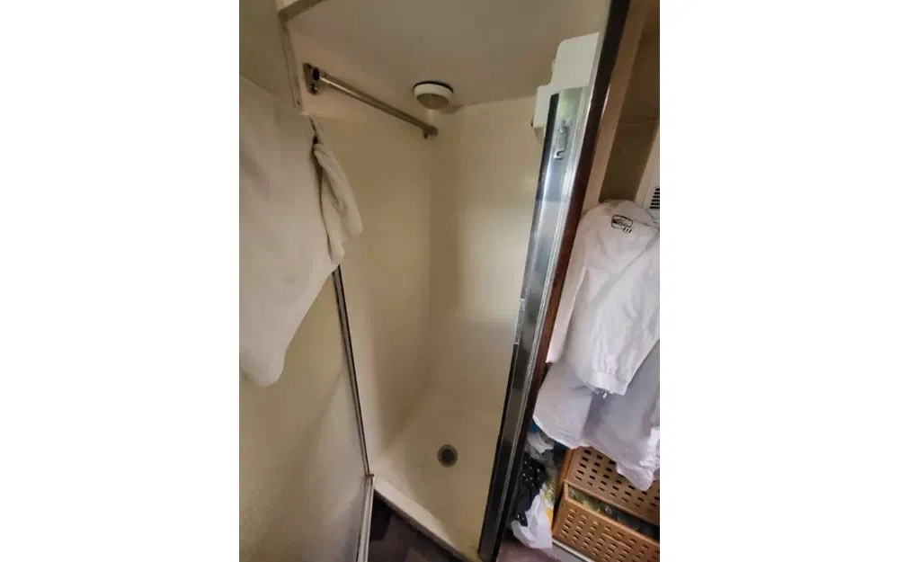 slider 31 Hatteras 46 Convertible