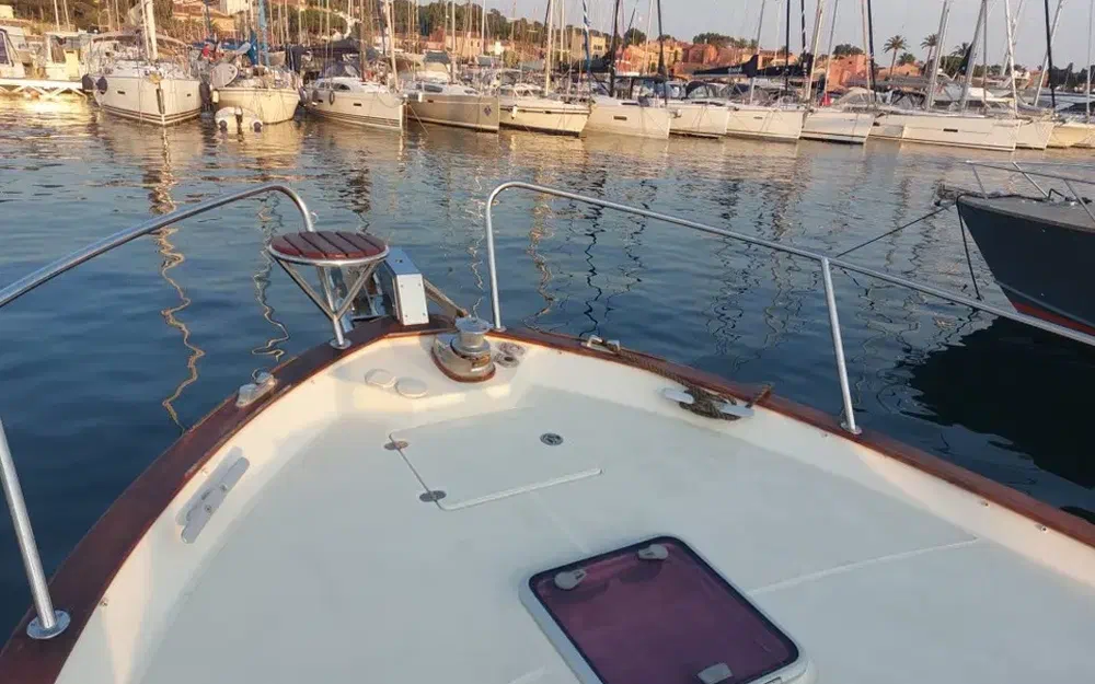 slider 9 Rhea 850 Open