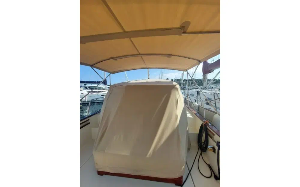 slider 11 Rhea 850 Open