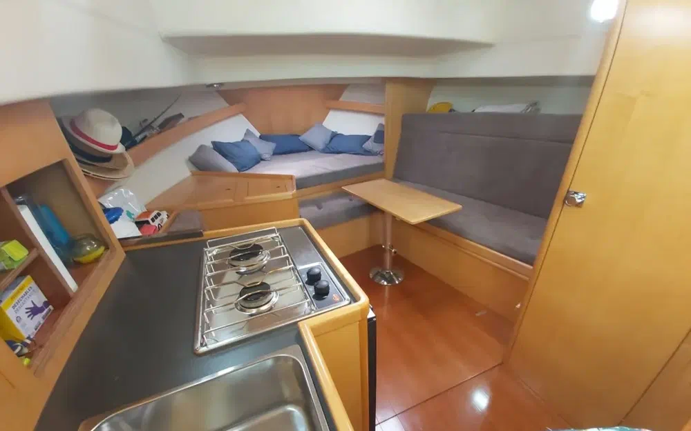 slider 13 Rhea 850 Open