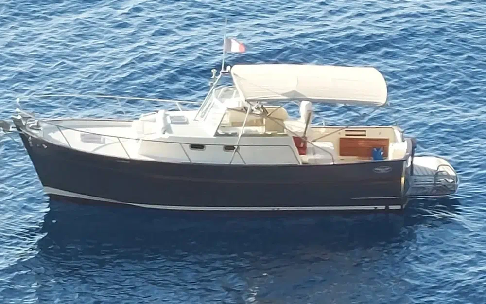 slider 1 Rhea 850 Open