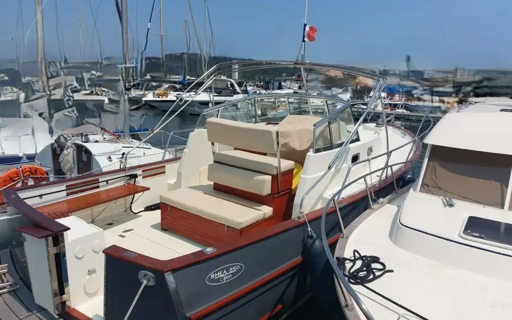 slider 2 Rhea 850 Open