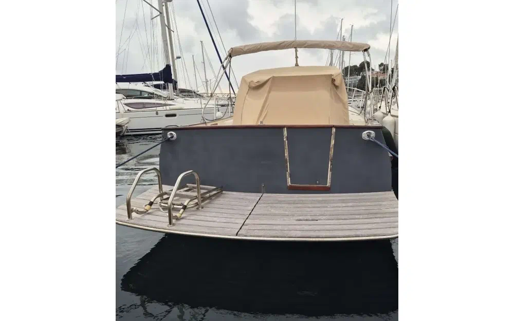 slider 4 Rhea 850 Open