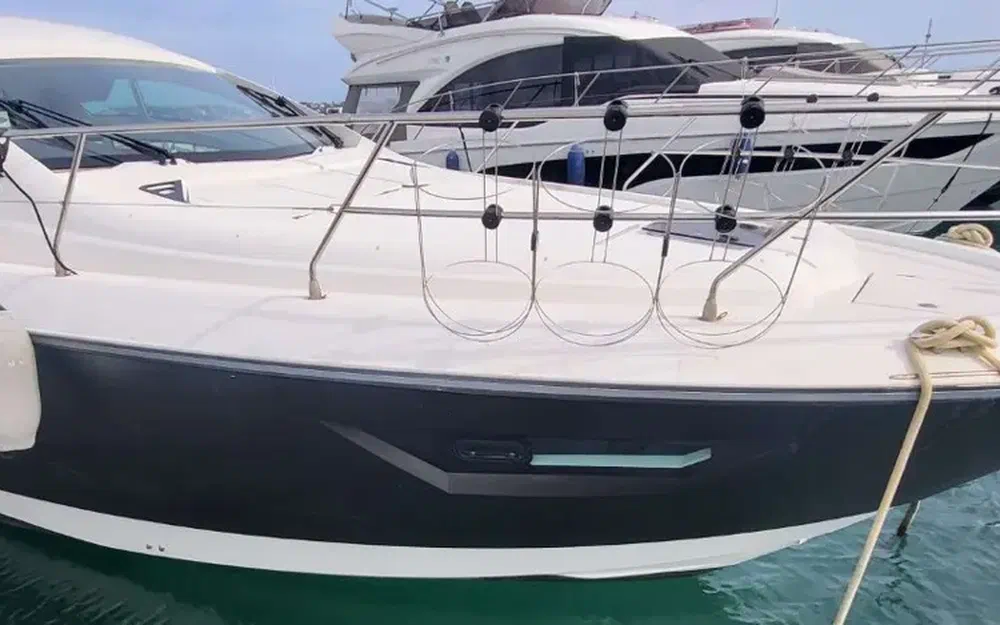slider 1 Beneteau Gran Turismo 46