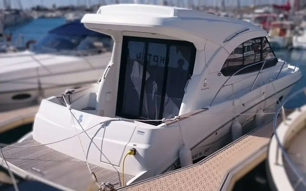 slider 0 Beneteau Antares 30