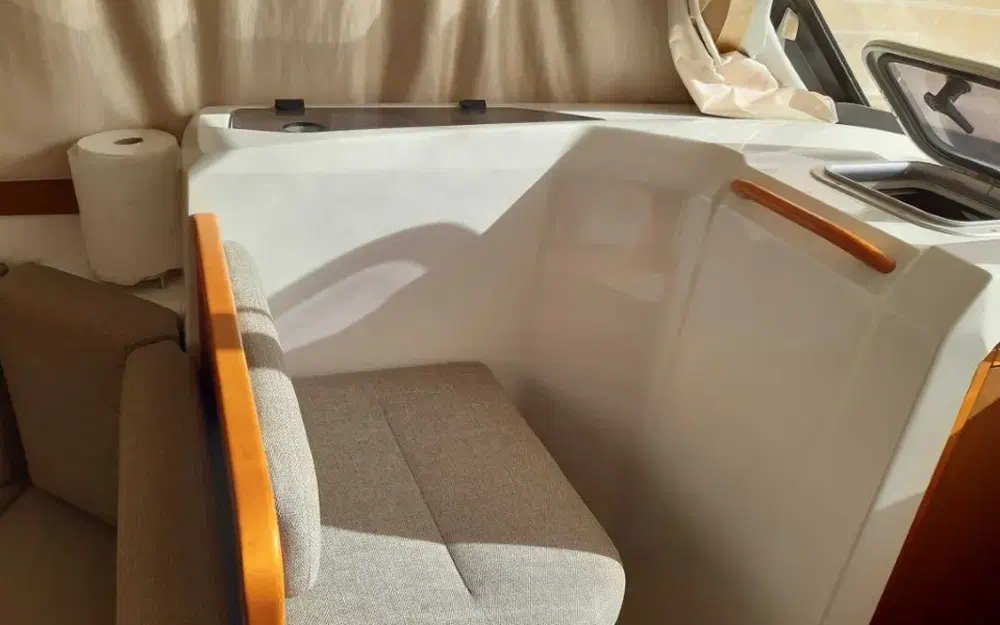 slider 10 Beneteau Antares 30