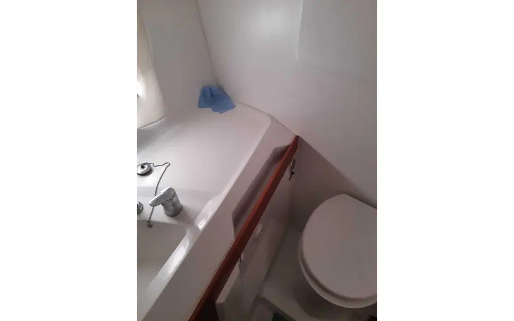 slider 21 Beneteau Antares 30