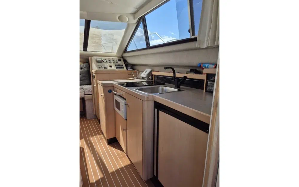 slider 14 Bayliner 2858 Fly