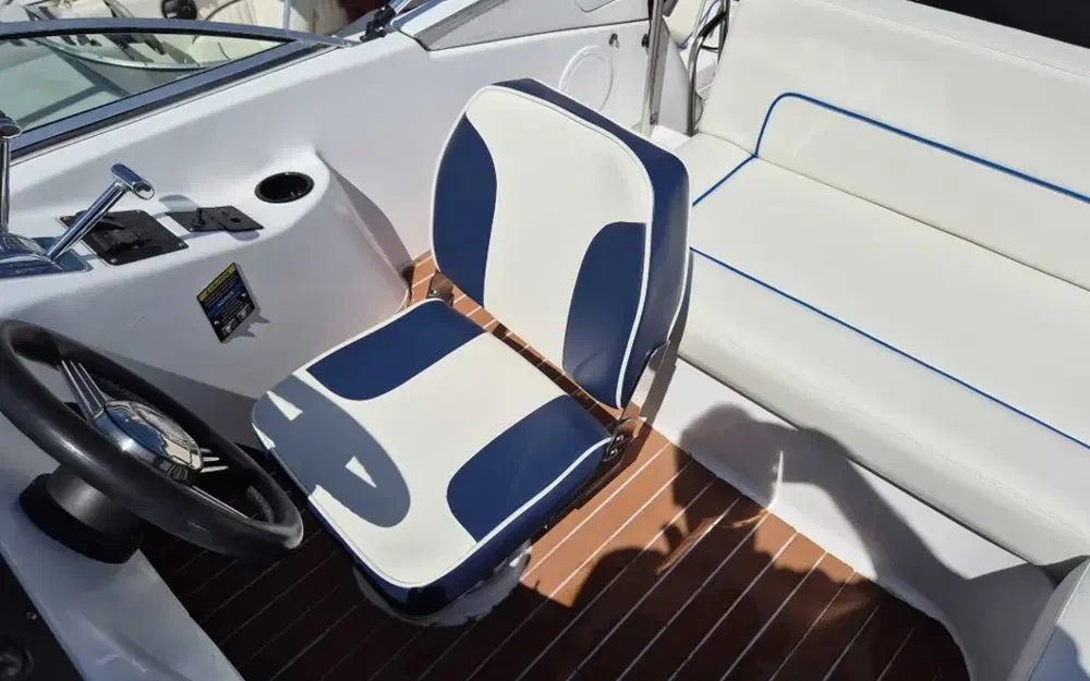 slider 15 Bayliner 2858 Fly