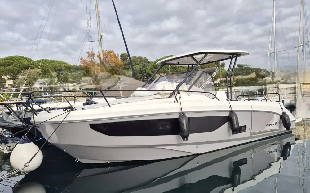 slider 0 Beneteau Flyer 9 Sundeck