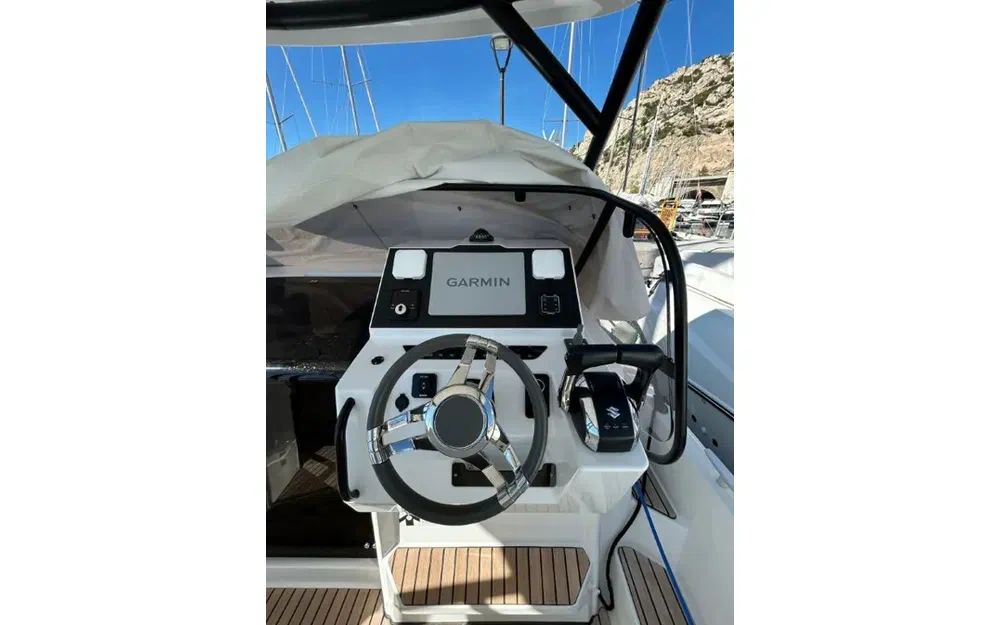 slider 2 Beneteau Flyer 9 Sundeck