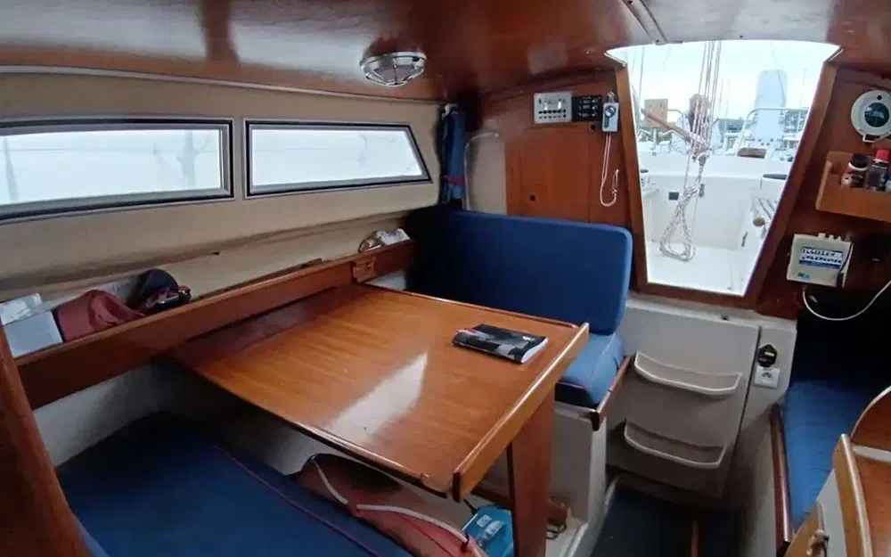 slider 1 Beneteau Evasion 25