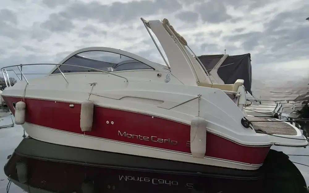 slider 0 Beneteau Monte Carlo 27