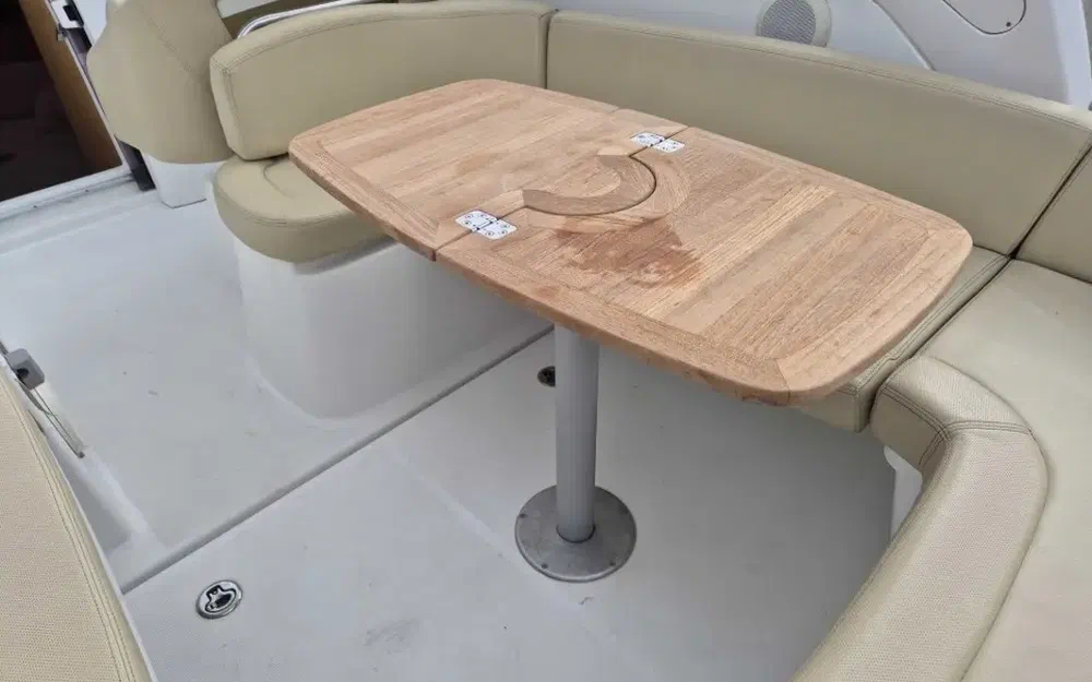 slider 10 Beneteau Monte Carlo 27