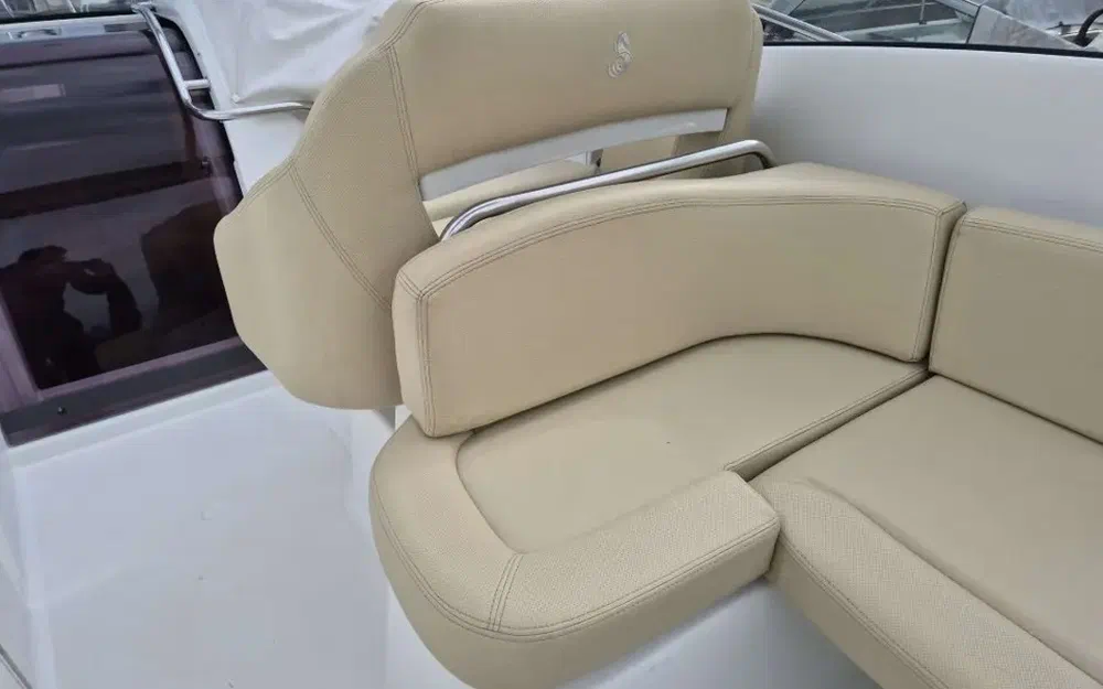 slider 16 Beneteau Monte Carlo 27