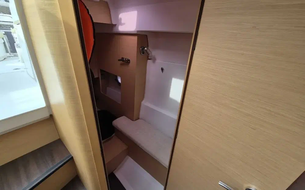 slider 31 Beneteau Monte Carlo 27