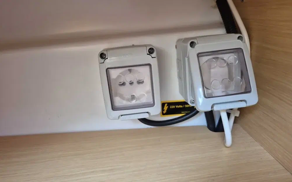 slider 41 Beneteau Monte Carlo 27