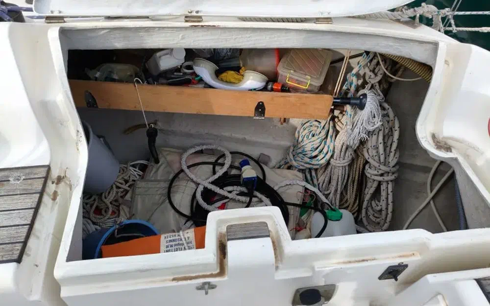 slider 16 Jeanneau Sun Light 31