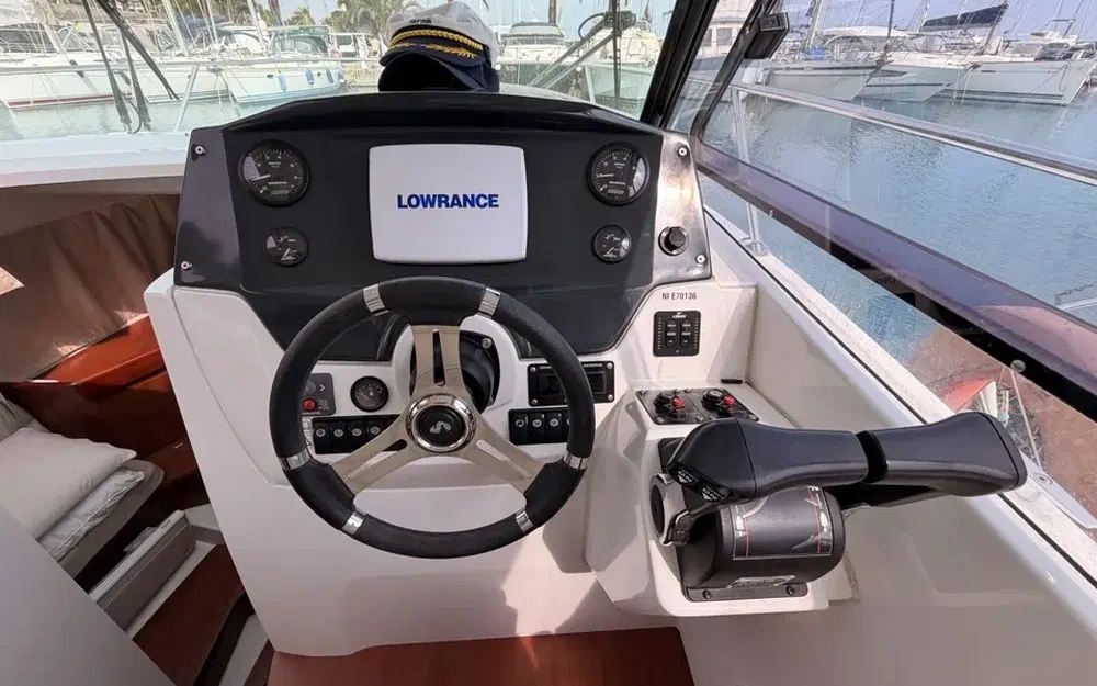 slider 10 Beneteau Antares 8.80 Antares 8.8