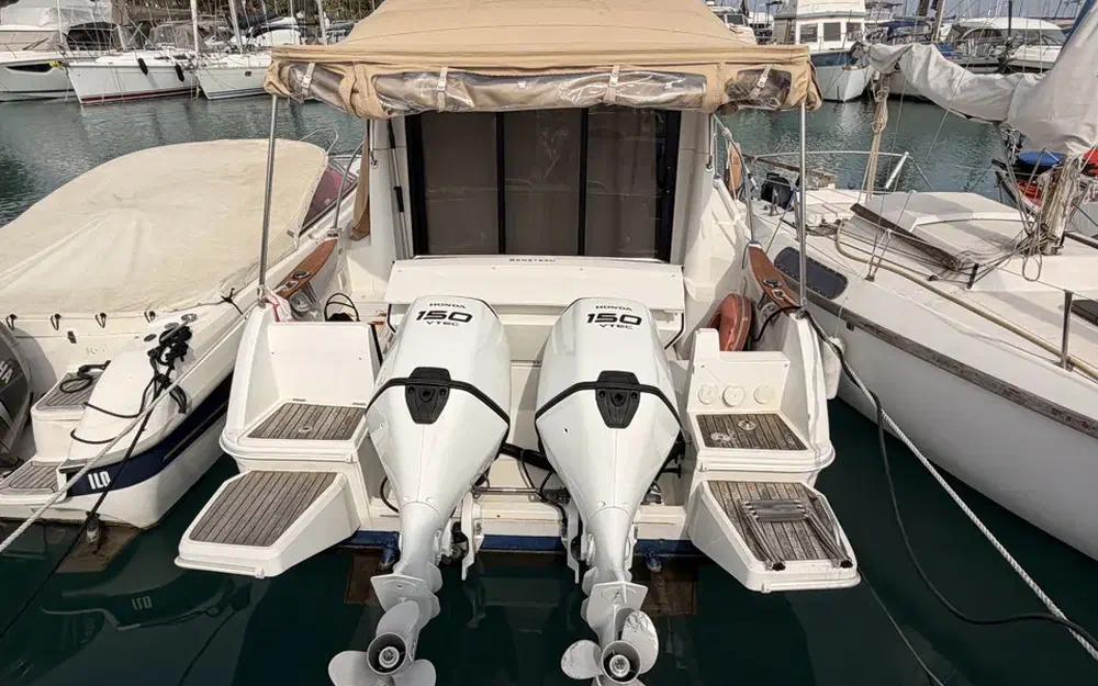 slider 1 Beneteau Antares 8.80 Antares 8.8