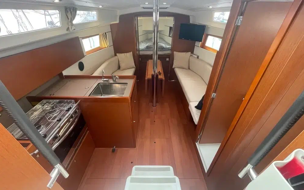 slider 11 Beneteau Oceanis 35.1