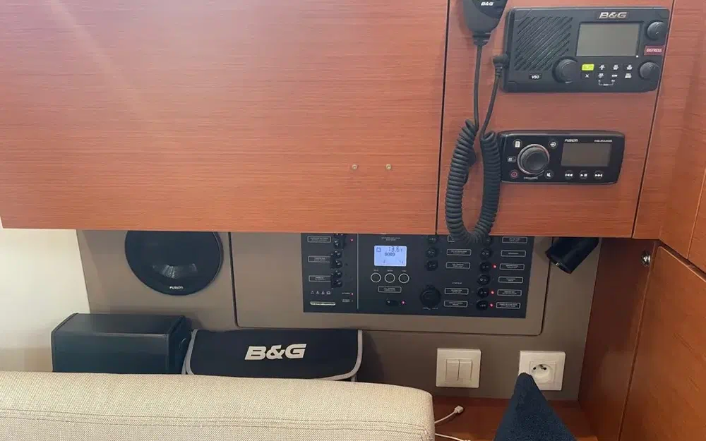 slider 13 Beneteau Oceanis 35.1