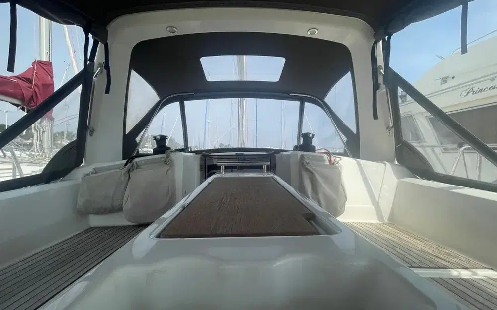 slider 5 Beneteau Oceanis 35.1