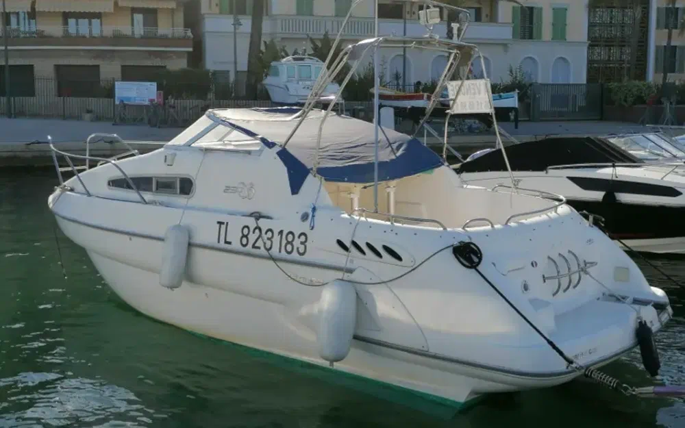 slider 0 Sealine 230 Senator