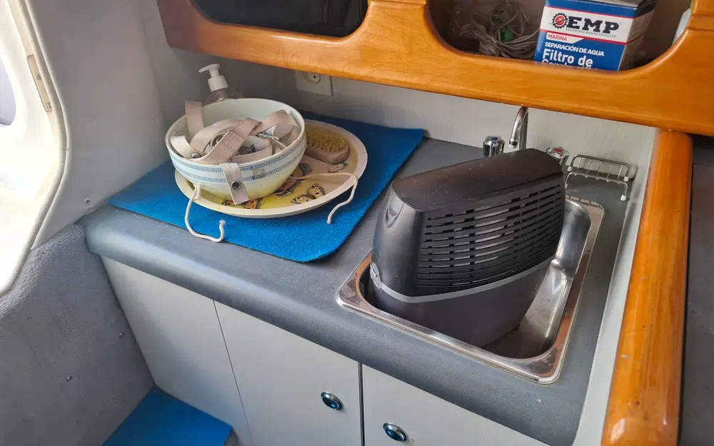 slider 38 Sealine 230 Senator