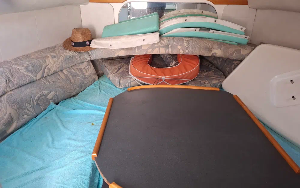 slider 40 Sealine 230 Senator