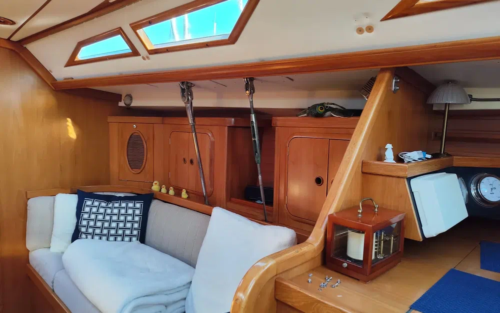 slider 13 Dufour 42 Prestige