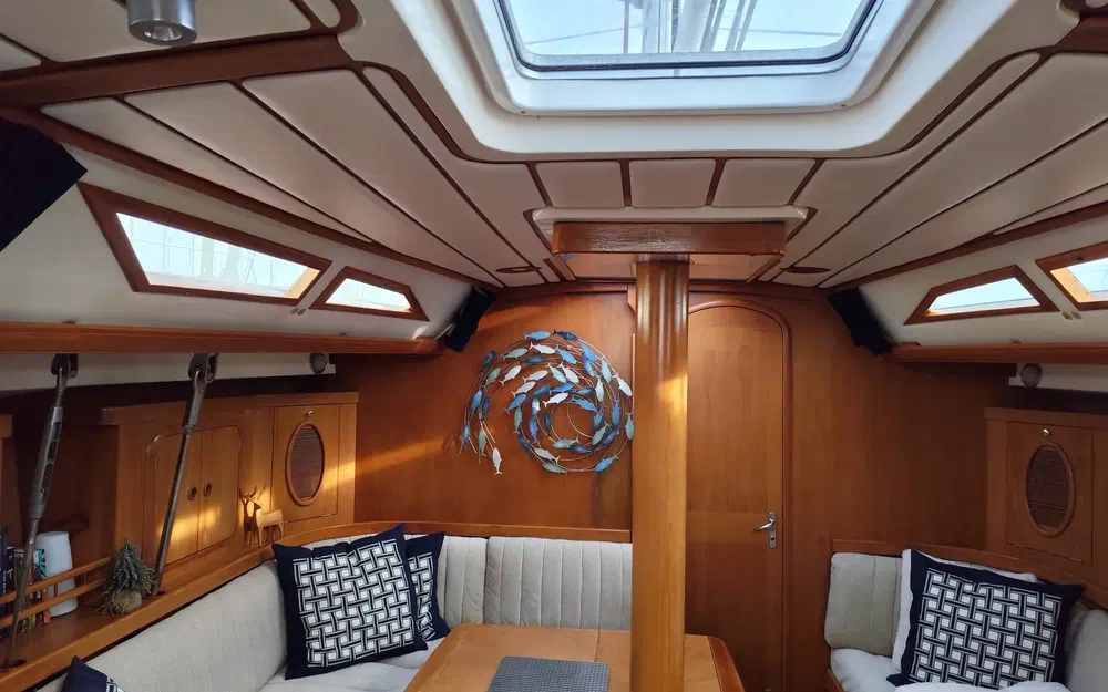 slider 2 Dufour 42 Prestige