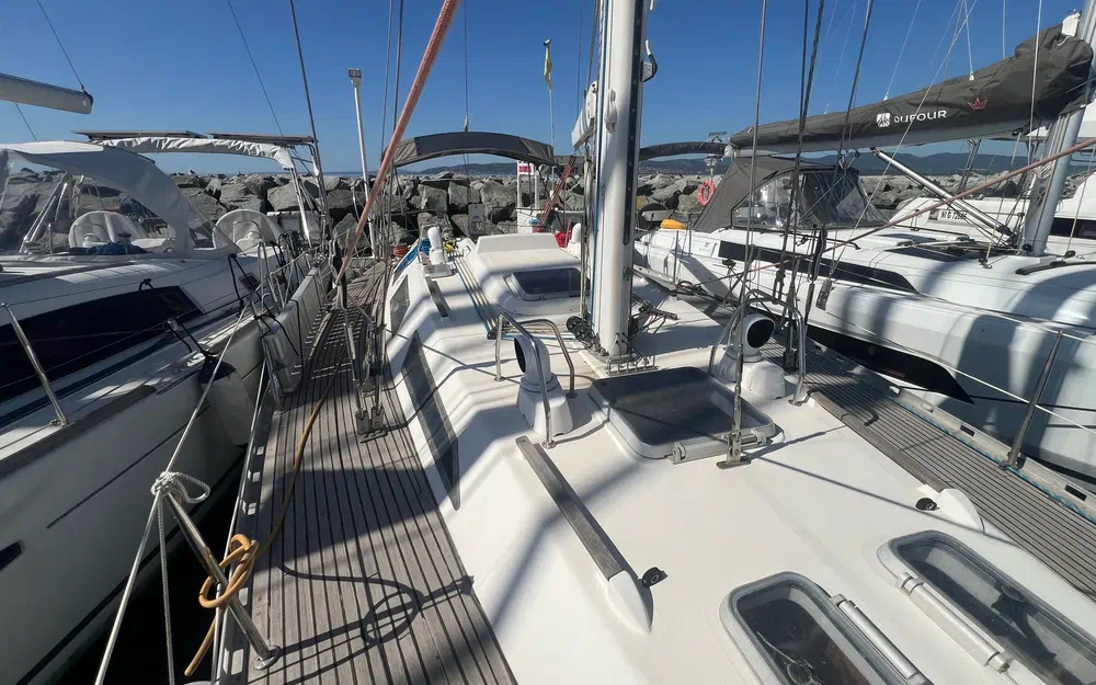 slider 42 Dufour 42 Prestige