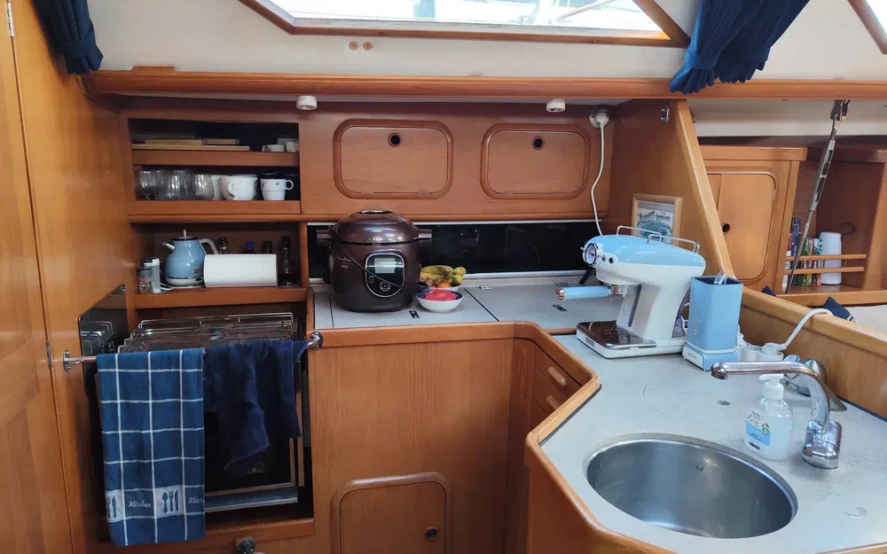 slider 7 Dufour 42 Prestige