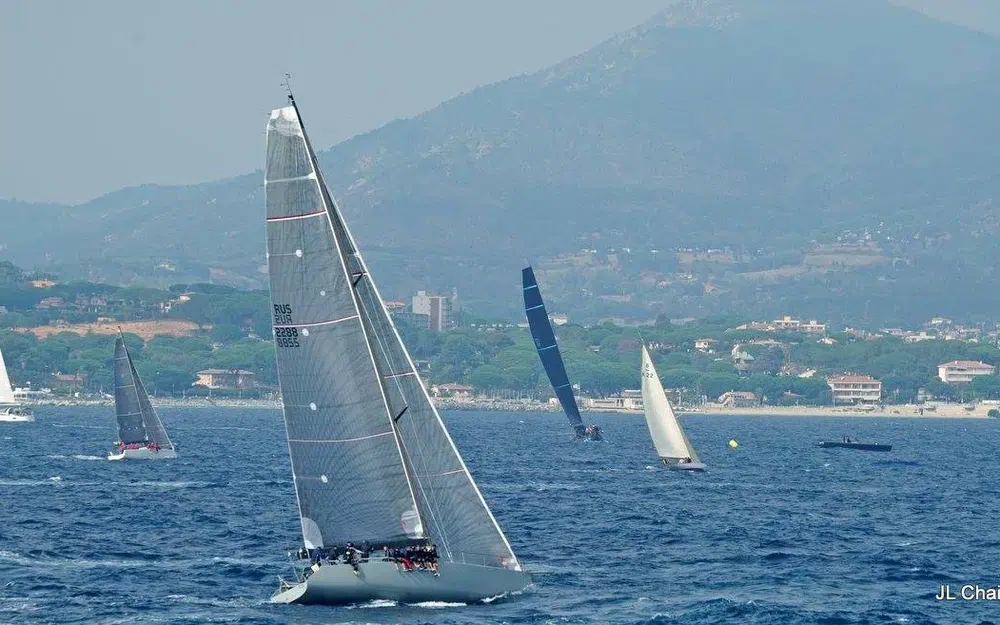 slider 4 Judelvrolijk 60 Phoenix