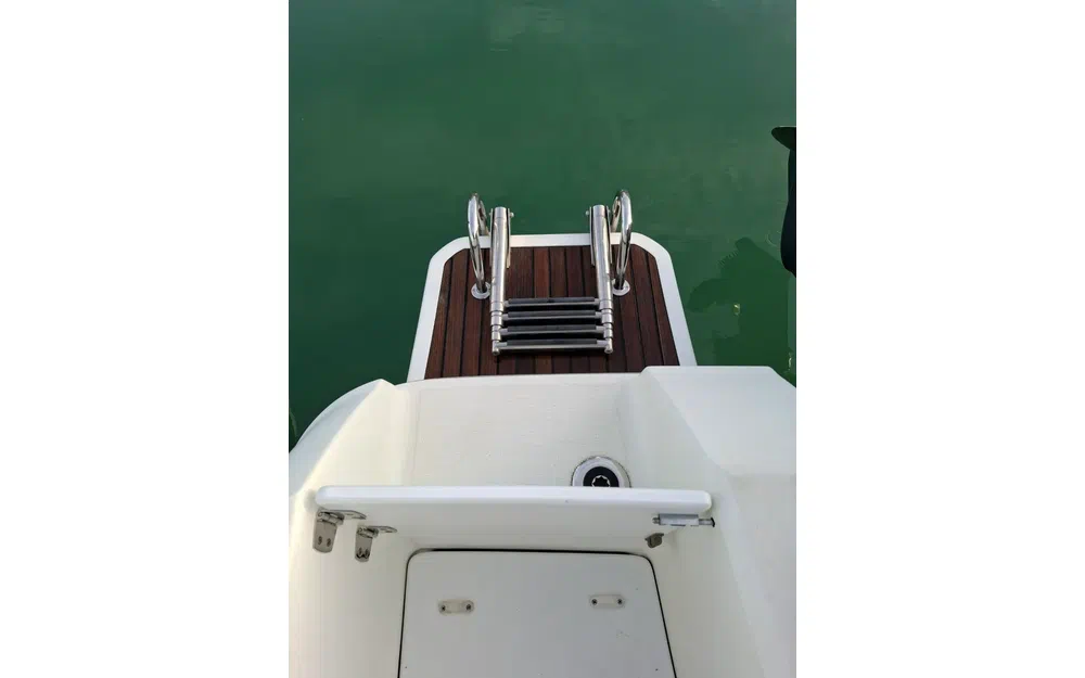 slider 10 Jeanneau MERRY FISHER 695 MARLIN