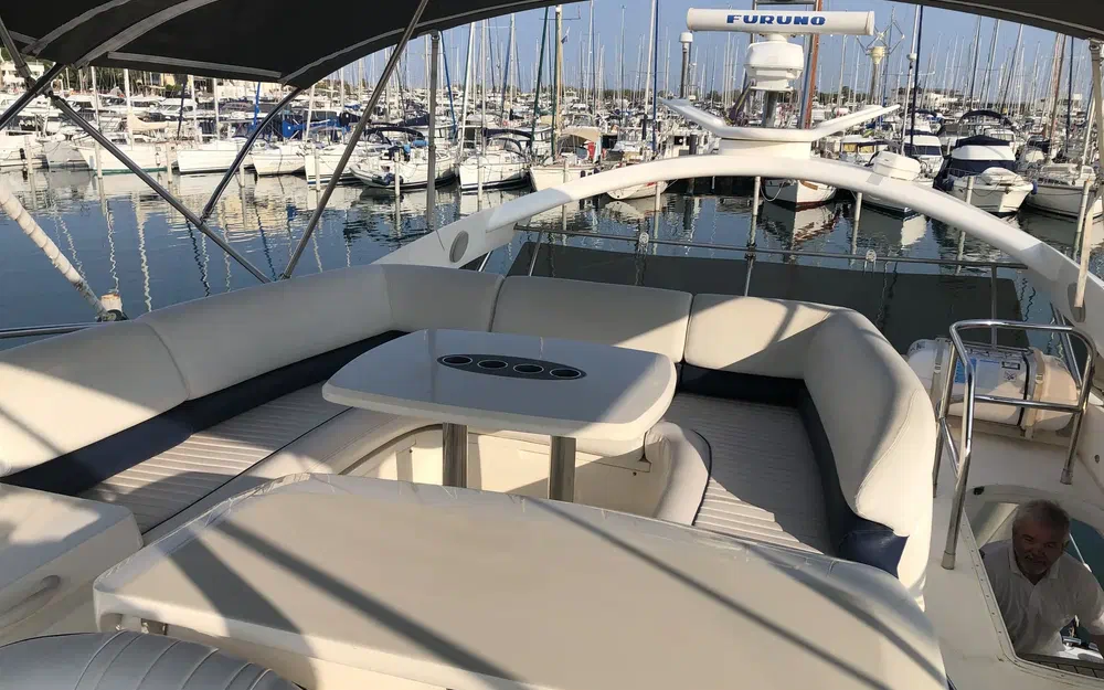 slider 18 Princess 57 Fly