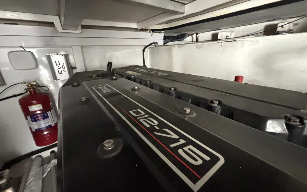 slider 23 Princess 57 Fly