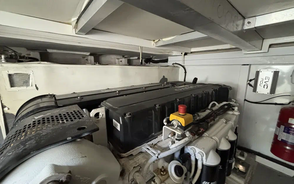 slider 25 Princess 57 Fly