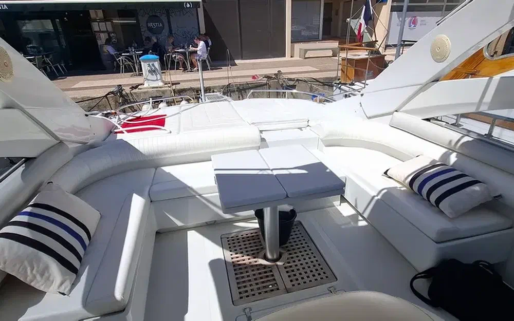 slider 28 Pershing 45