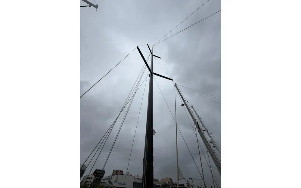slider 12 Sly Yachts 47 AVIS