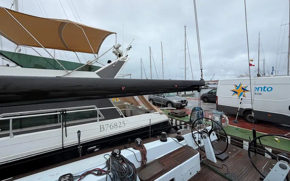 slider 13 Sly Yachts 47 AVIS