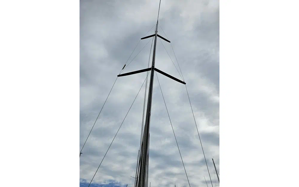 slider 15 Sly Yachts 47 AVIS