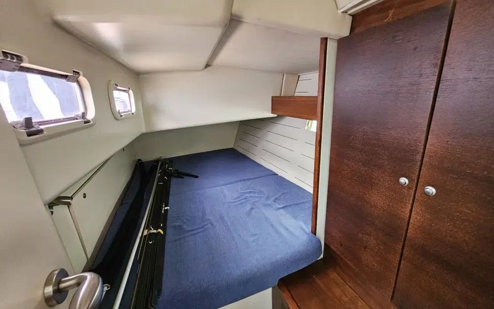 slider 33 Sly Yachts 47 AVIS